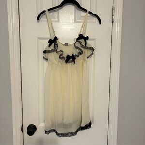 Elegant Cream and Black Ruffle nightgown